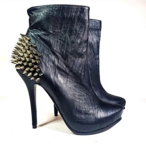 NEW Black Spike Heels Size 6